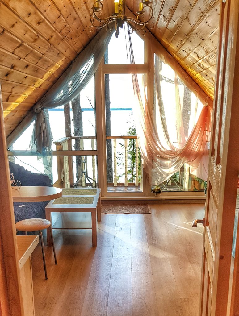 база отдыха у озера ленинградская область