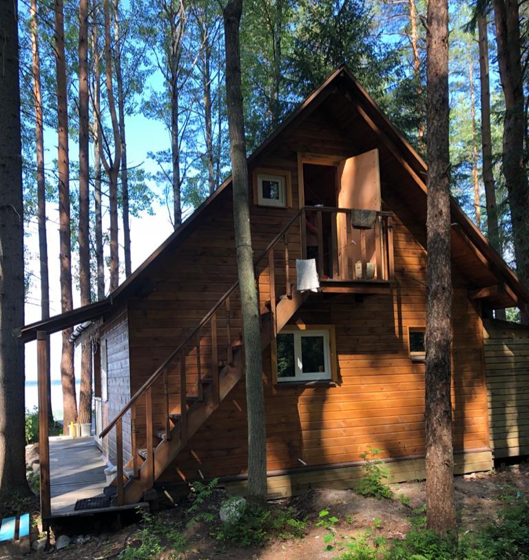 база отдыха у озера ленинградская область