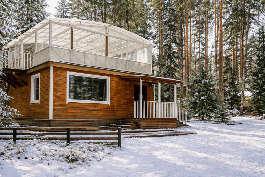 5c843a56-a8cc-4142-ba71-aaeded7c9dc6 База отдыха с КОТТЕДЖАМИ